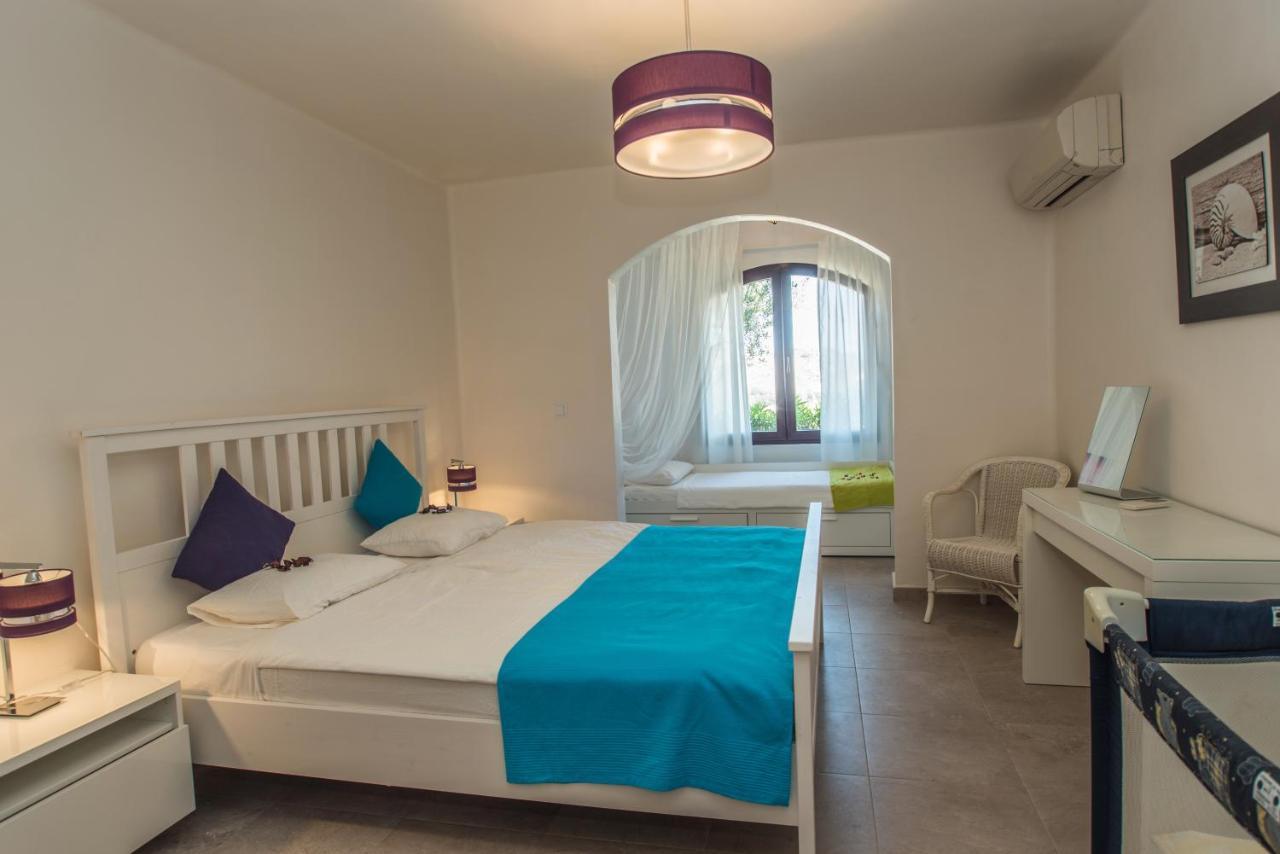 Luxurioese Und Grossraeumige Villa Mit Community Pool, Sicht Auf Das Mittelmeer Sowie Dem Mar Menor, La Manga Club Atamaría Eksteriør billede