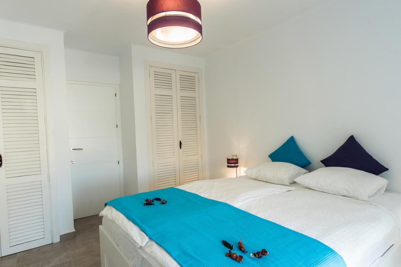Luxurioese Und Grossraeumige Villa Mit Community Pool, Sicht Auf Das Mittelmeer Sowie Dem Mar Menor, La Manga Club Atamaría Eksteriør billede