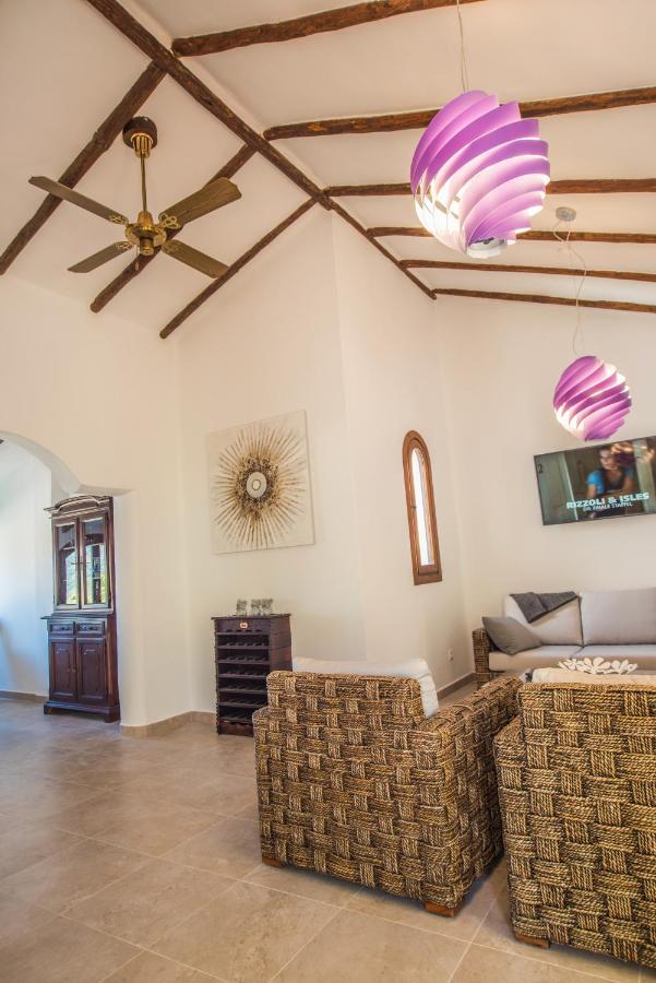 Luxurioese Und Grossraeumige Villa Mit Community Pool, Sicht Auf Das Mittelmeer Sowie Dem Mar Menor, La Manga Club Atamaría Eksteriør billede