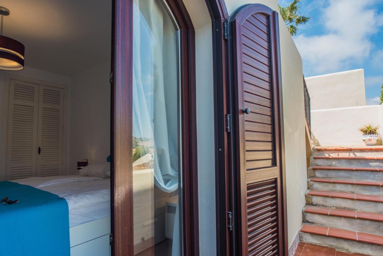 Luxurioese Und Grossraeumige Villa Mit Community Pool, Sicht Auf Das Mittelmeer Sowie Dem Mar Menor, La Manga Club Atamaría Eksteriør billede