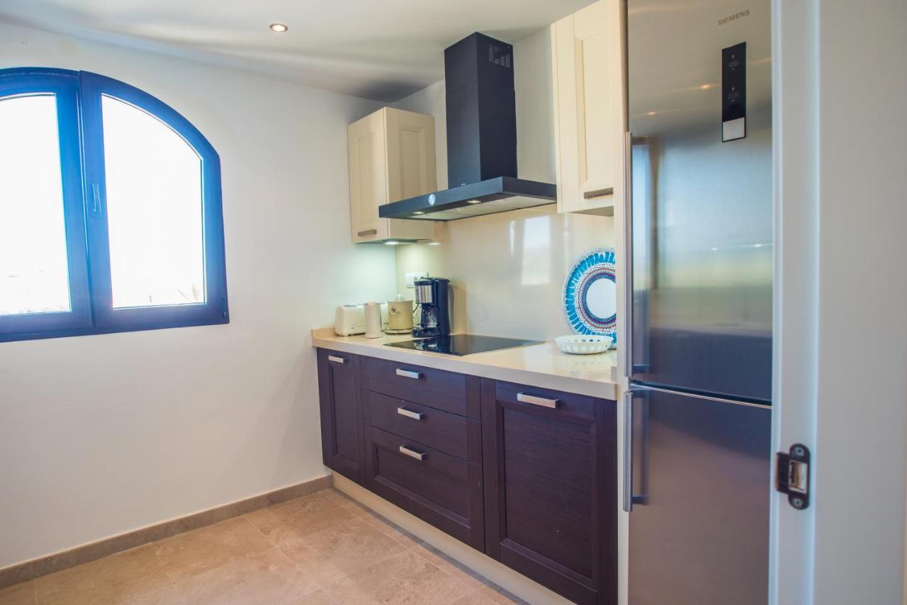 Luxurioese Und Grossraeumige Villa Mit Community Pool, Sicht Auf Das Mittelmeer Sowie Dem Mar Menor, La Manga Club Atamaría Eksteriør billede