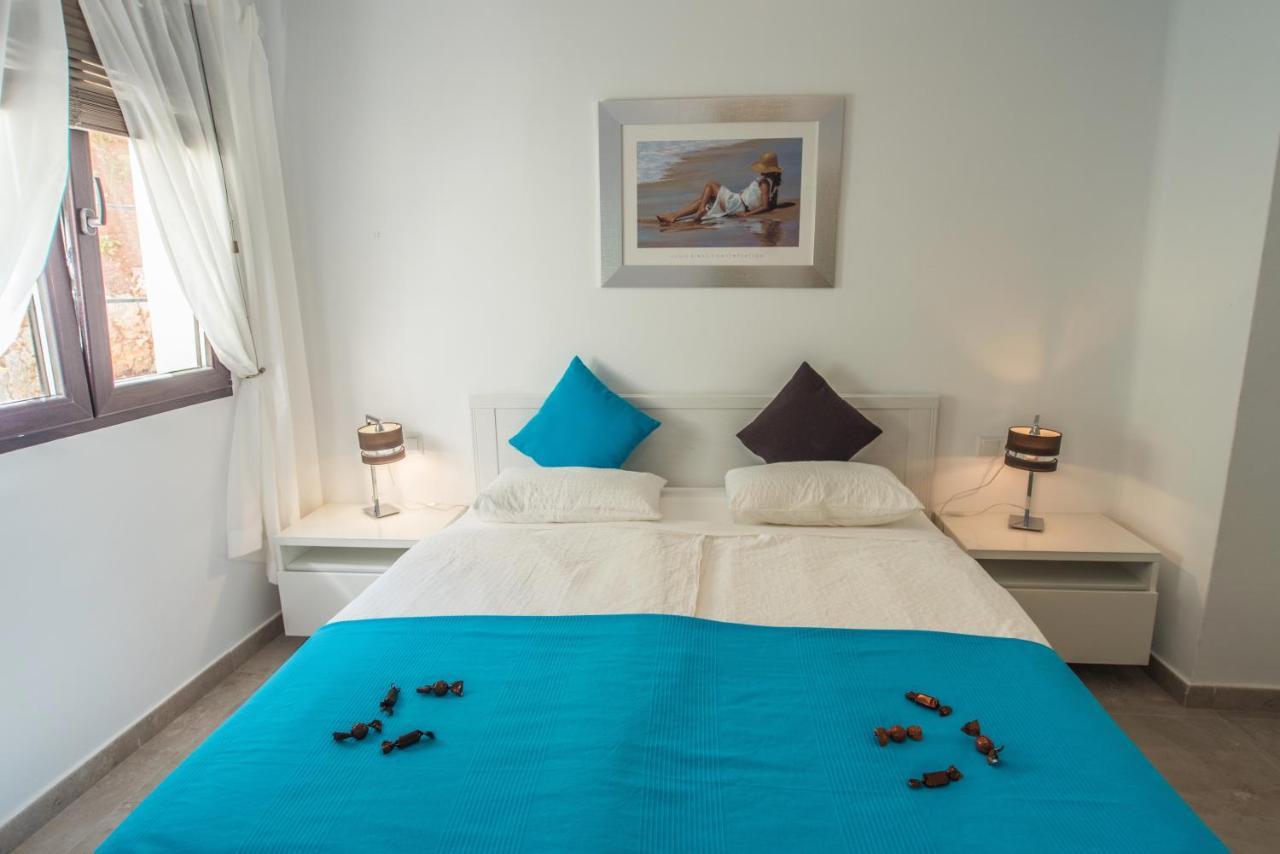 Luxurioese Und Grossraeumige Villa Mit Community Pool, Sicht Auf Das Mittelmeer Sowie Dem Mar Menor, La Manga Club Atamaría Eksteriør billede