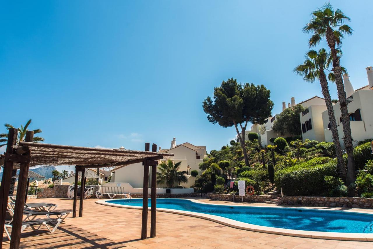 Luxurioese Und Grossraeumige Villa Mit Community Pool, Sicht Auf Das Mittelmeer Sowie Dem Mar Menor, La Manga Club Atamaría Eksteriør billede