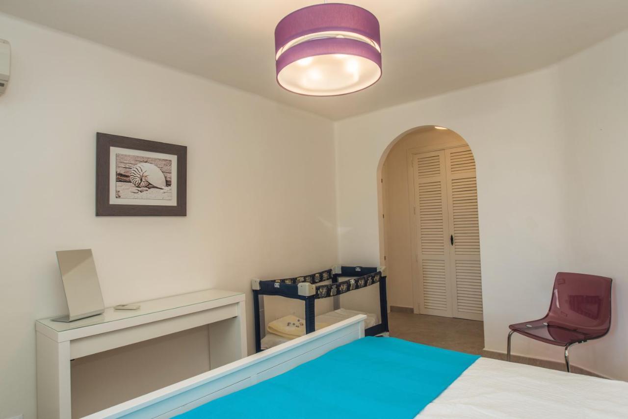Luxurioese Und Grossraeumige Villa Mit Community Pool, Sicht Auf Das Mittelmeer Sowie Dem Mar Menor, La Manga Club Atamaría Eksteriør billede