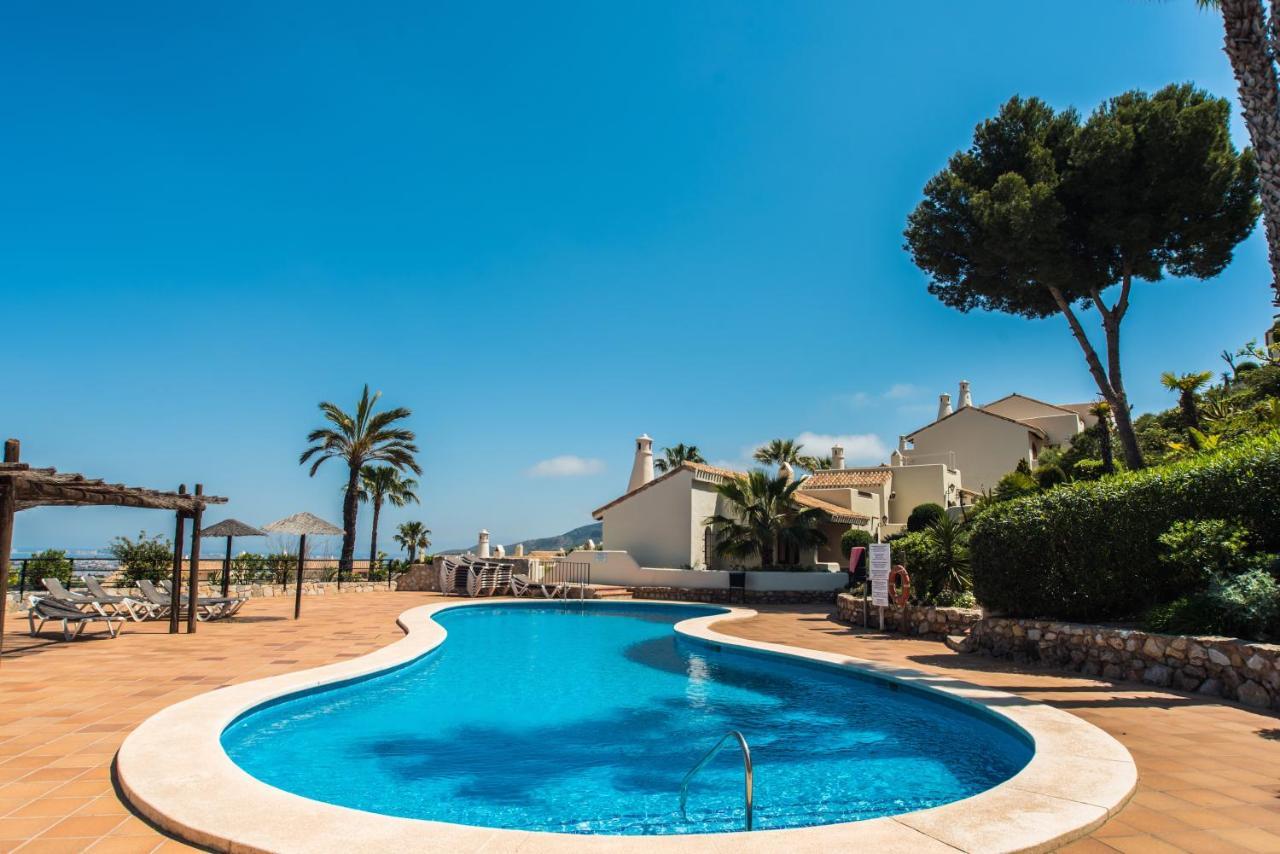 Luxurioese Und Grossraeumige Villa Mit Community Pool, Sicht Auf Das Mittelmeer Sowie Dem Mar Menor, La Manga Club Atamaría Eksteriør billede