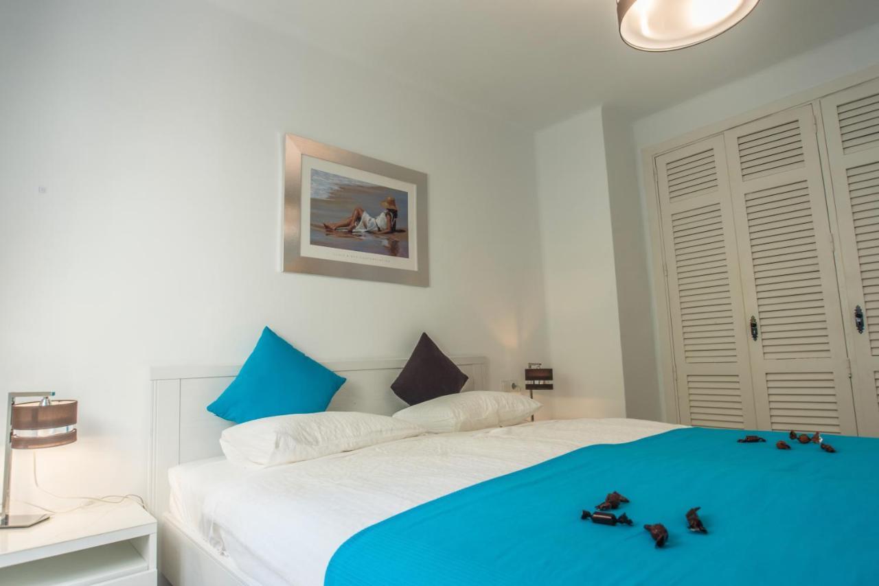 Luxurioese Und Grossraeumige Villa Mit Community Pool, Sicht Auf Das Mittelmeer Sowie Dem Mar Menor, La Manga Club Atamaría Eksteriør billede