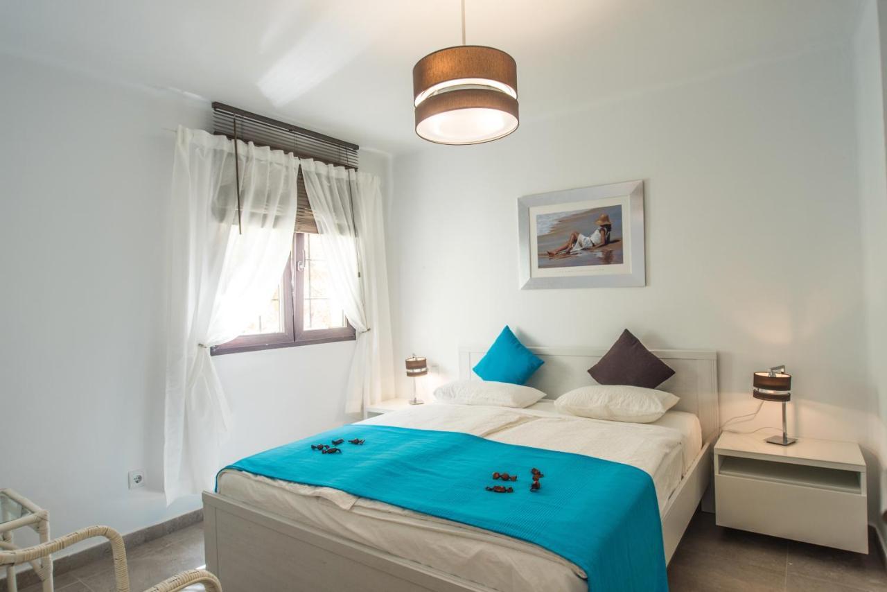 Luxurioese Und Grossraeumige Villa Mit Community Pool, Sicht Auf Das Mittelmeer Sowie Dem Mar Menor, La Manga Club Atamaría Eksteriør billede