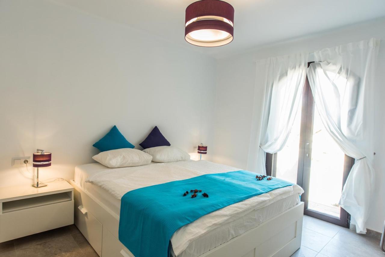 Luxurioese Und Grossraeumige Villa Mit Community Pool, Sicht Auf Das Mittelmeer Sowie Dem Mar Menor, La Manga Club Atamaría Eksteriør billede